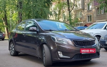 KIA Rio III рестайлинг, 2014 год, 700 000 рублей, 2 фотография