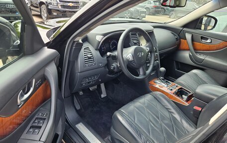 Infiniti QX70, 2014 год, 2 293 000 рублей, 2 фотография