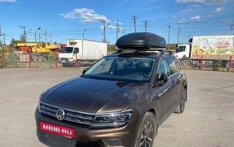 Volkswagen Tiguan II, 2019 год, 2 250 000 рублей, 2 фотография