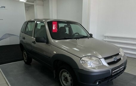 Chevrolet Niva I рестайлинг, 2018 год, 585 000 рублей, 3 фотография