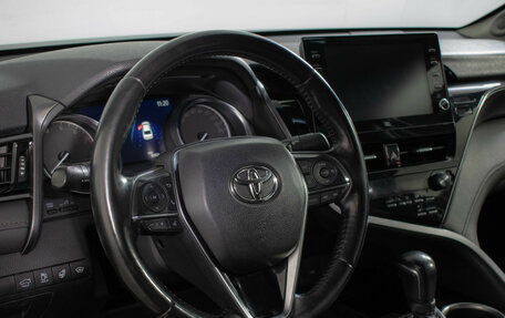 Toyota Camry, 2021 год, 3 195 000 рублей, 16 фотография