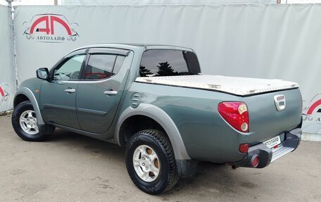 Mitsubishi L200 IV рестайлинг, 2006 год, 985 000 рублей, 3 фотография