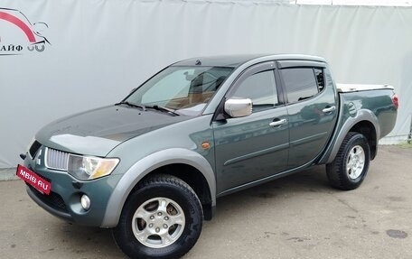 Mitsubishi L200 IV рестайлинг, 2006 год, 985 000 рублей, 2 фотография