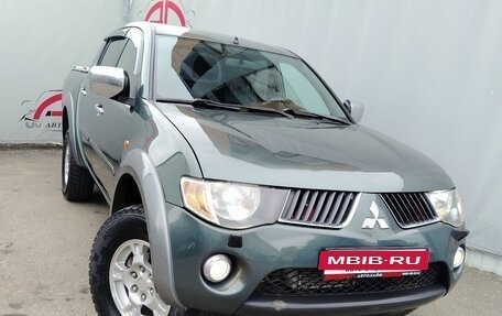 Mitsubishi L200 IV рестайлинг, 2006 год, 985 000 рублей, 4 фотография