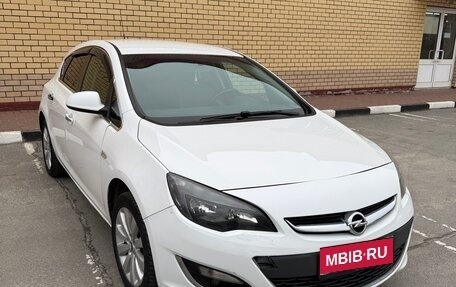 Opel Astra J, 2013 год, 550 000 рублей, 1 фотография