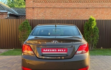 Hyundai Solaris II рестайлинг, 2015 год, 1 120 000 рублей, 5 фотография