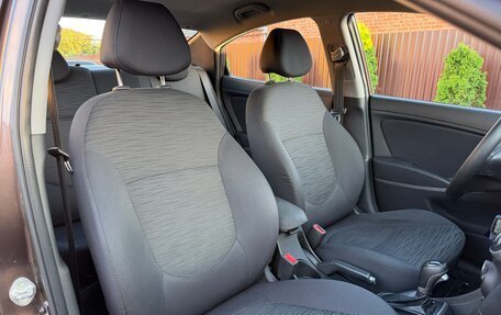 Hyundai Solaris II рестайлинг, 2015 год, 1 120 000 рублей, 14 фотография