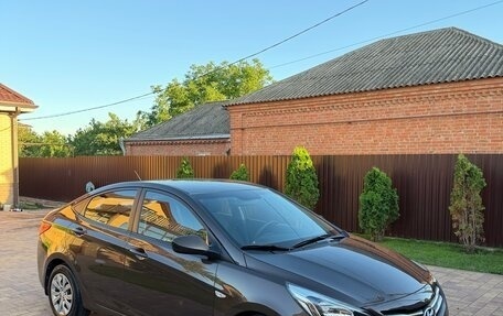 Hyundai Solaris II рестайлинг, 2015 год, 1 120 000 рублей, 20 фотография