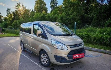 Ford Tourneo Custom I рестайлинг, 2013 год, 1 399 000 рублей, 2 фотография