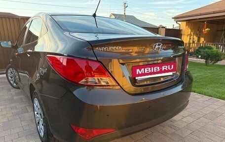 Hyundai Solaris II рестайлинг, 2015 год, 1 120 000 рублей, 25 фотография