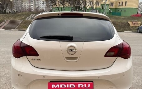 Opel Astra J, 2013 год, 550 000 рублей, 4 фотография