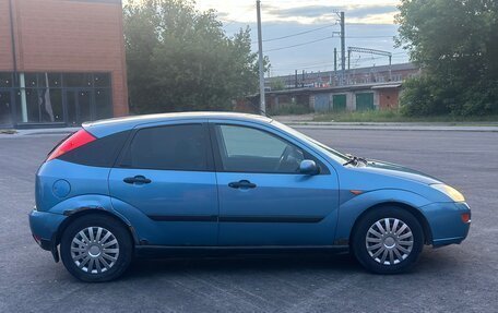 Ford Focus IV, 2001 год, 140 000 рублей, 2 фотография