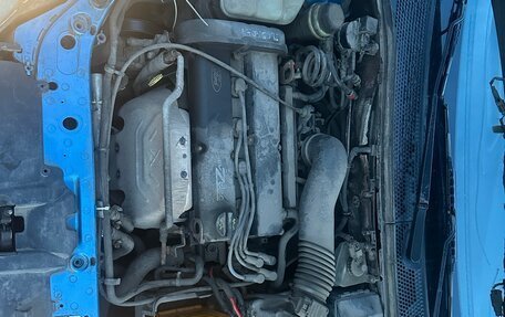 Ford Focus IV, 2001 год, 140 000 рублей, 7 фотография