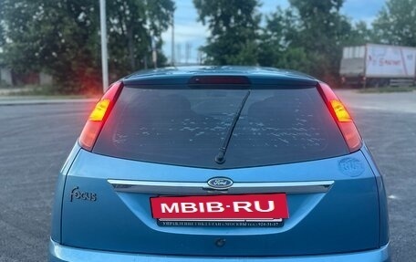 Ford Focus IV, 2001 год, 140 000 рублей, 3 фотография