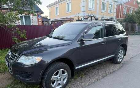 Volkswagen Touareg III, 2008 год, 800 000 рублей, 1 фотография