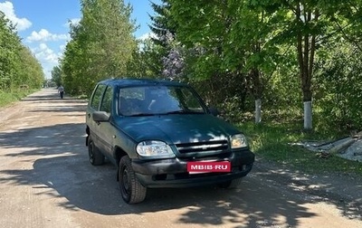 Chevrolet Niva I рестайлинг, 2004 год, 130 000 рублей, 1 фотография