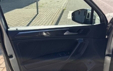 Volkswagen Tiguan II, 2020 год, 2 800 000 рублей, 6 фотография