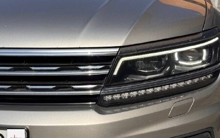 Volkswagen Tiguan II, 2020 год, 2 800 000 рублей, 21 фотография