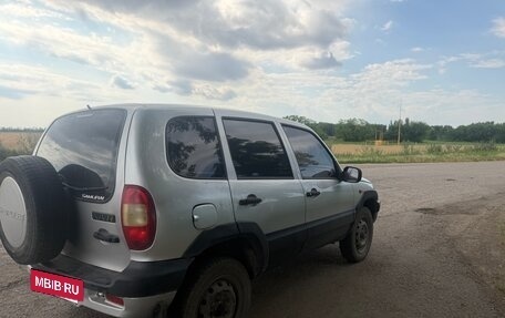 Chevrolet Niva I рестайлинг, 2003 год, 280 000 рублей, 3 фотография