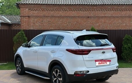 KIA Sportage IV рестайлинг, 2019 год, 2 300 000 рублей, 2 фотография