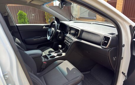 KIA Sportage IV рестайлинг, 2019 год, 2 300 000 рублей, 8 фотография