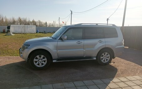 Mitsubishi Pajero IV, 2011 год, 1 620 000 рублей, 4 фотография