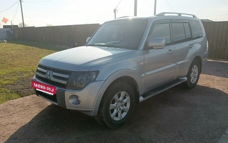Mitsubishi Pajero IV, 2011 год, 1 620 000 рублей, 8 фотография