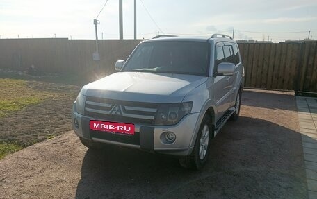 Mitsubishi Pajero IV, 2011 год, 1 620 000 рублей, 3 фотография