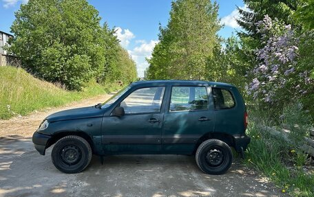Chevrolet Niva I рестайлинг, 2004 год, 130 000 рублей, 5 фотография