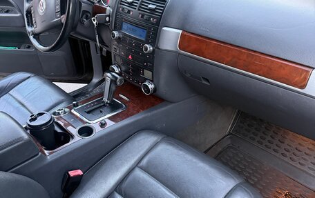 Volkswagen Touareg III, 2008 год, 800 000 рублей, 14 фотография