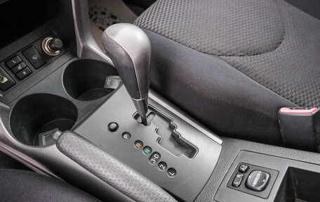 Toyota RAV4, 2006 год, 1 049 000 рублей, 18 фотография