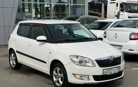 Skoda Fabia II, 2011 год, 579 000 рублей, 2 фотография