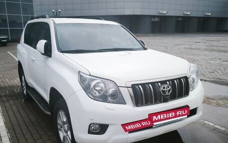 Toyota Land Cruiser Prado 150 рестайлинг 2, 2011 год, 2 650 000 рублей, 2 фотография