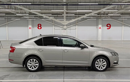 Skoda Octavia, 2017 год, 1 499 000 рублей, 8 фотография