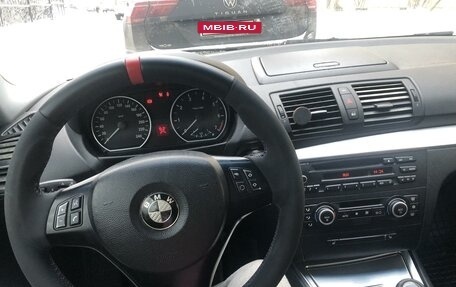 BMW 1 серия, 2008 год, 400 000 рублей, 3 фотография