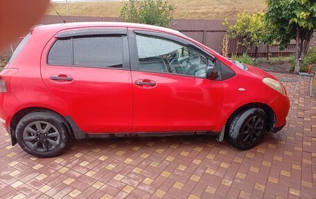 Toyota Yaris III рестайлинг, 2008 год, 320 000 рублей, 9 фотография