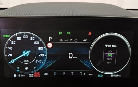 KIA Niro, 2023 год, 1 423 000 рублей, 8 фотография