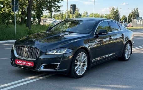 Jaguar XJ IV (X351), 2018 год, 3 000 000 рублей, 1 фотография
