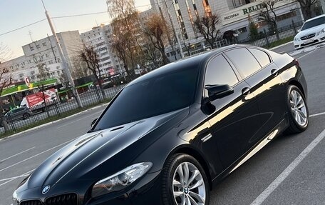 BMW 5 серия, 2014 год, 2 000 000 рублей, 1 фотография