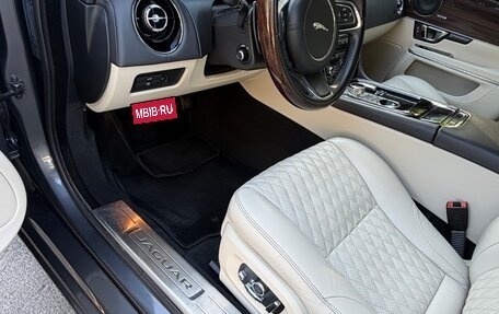 Jaguar XJ IV (X351), 2018 год, 3 000 000 рублей, 15 фотография