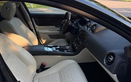 Jaguar XJ IV (X351), 2018 год, 3 000 000 рублей, 28 фотография