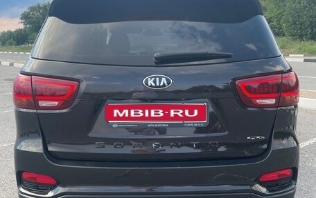 KIA Sorento III Prime рестайлинг, 2018 год, 3 800 000 рублей, 3 фотография