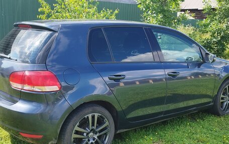 Volkswagen Golf VI, 2011 год, 640 000 рублей, 2 фотография