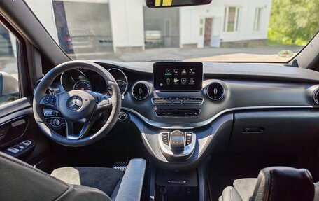 Mercedes-Benz V-Класс, 2019 год, 6 550 000 рублей, 7 фотография