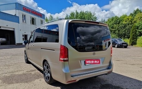 Mercedes-Benz V-Класс, 2019 год, 6 550 000 рублей, 4 фотография