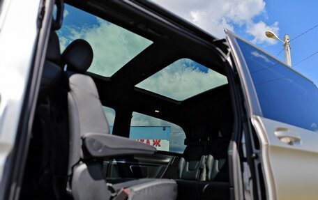 Mercedes-Benz V-Класс, 2019 год, 6 550 000 рублей, 13 фотография