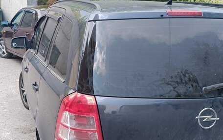 Opel Zafira B, 2011 год, 700 000 рублей, 4 фотография