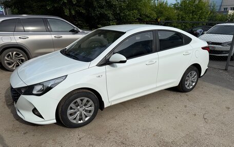 Hyundai Solaris II рестайлинг, 2021 год, 1 625 000 рублей, 9 фотография