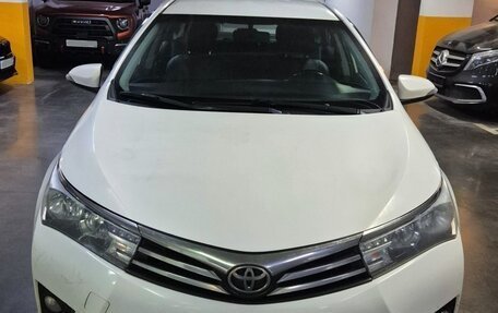 Toyota Corolla, 2014 год, 935 000 рублей, 1 фотография