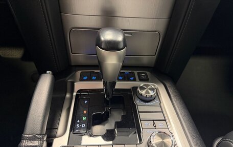 Toyota Land Cruiser 200, 2016 год, 7 280 000 рублей, 10 фотография